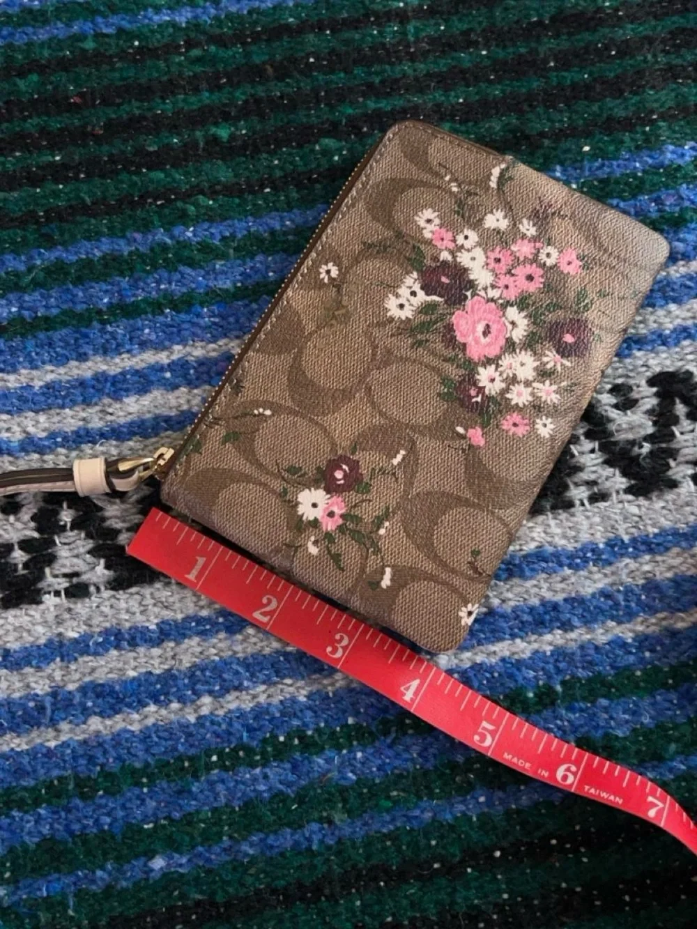 Coach Floral Logo Print Wristlet Wallet Coated Canvas Leather Gold Hardware